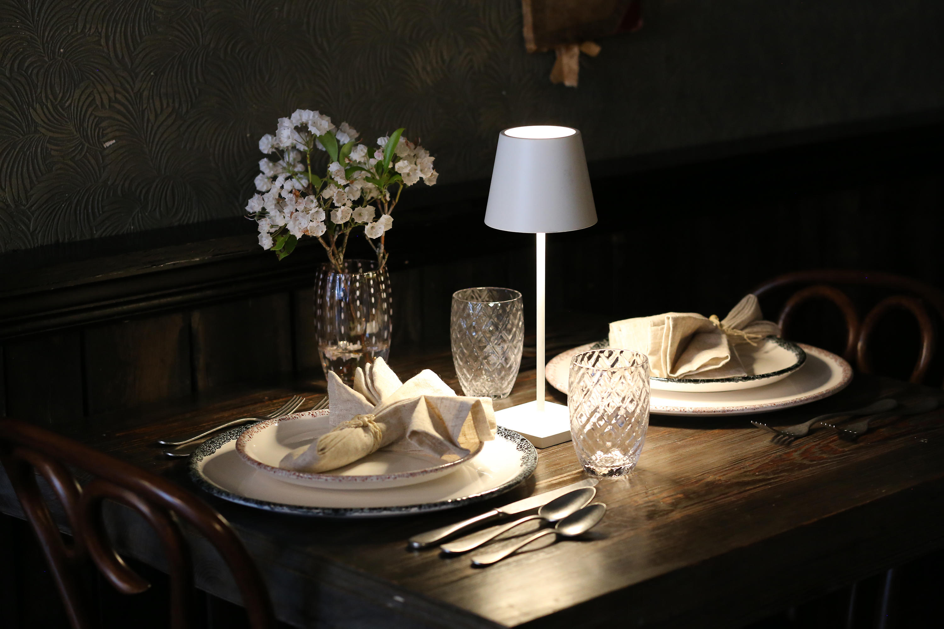 Dünyaca ünlü markaların seçkin koleksiyonlarını keşfedin.